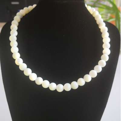 Seashell bead necklace D8mm US$2.4/pc